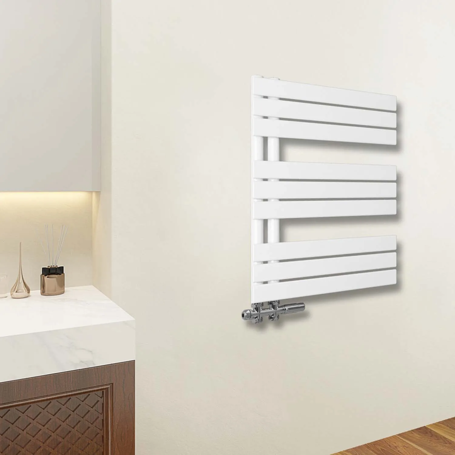 Radiator baie plat 762×600mm alb, racord central